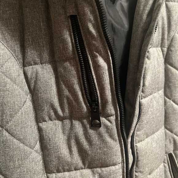 Guess silver winter parka - Picture 5 of 15